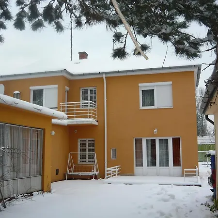 Hostal Youth Benjamin - Siófok